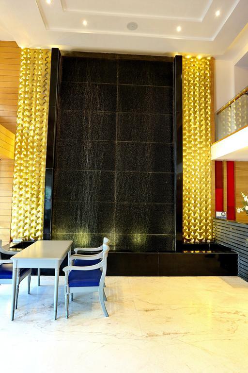 Sunbeam Premium Zirakpur Exterior foto