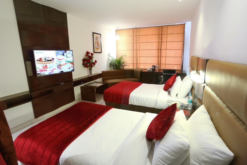 Sunbeam Premium Zirakpur Exterior foto